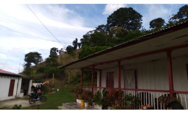 Se Vende Finca Sobre la Vereda Canaan