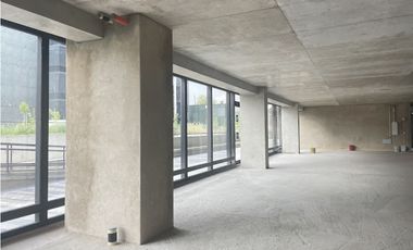 SE ARRIENA OFICINA CERCA AL DORADO