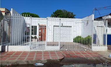 Comoda Casa en VENTA  Barrio centro de soledad