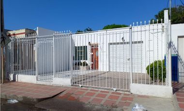 Comoda Casa en VENTA  Barrio centro de soledad