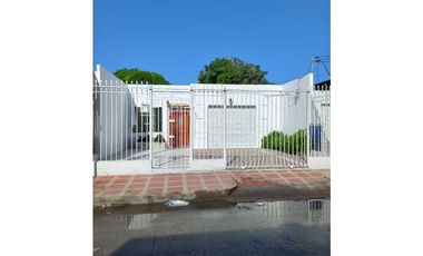 Comoda Casa en VENTA  Barrio centro de soledad