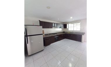 Comoda Casa en VENTA  Barrio centro de soledad