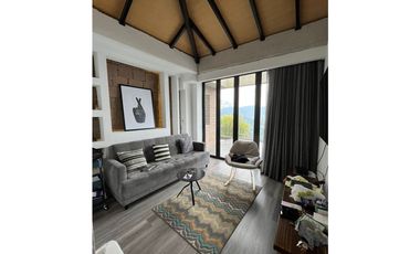 VENTA CASA CAMPESTRE LOMA DEL ESCOBERO PARTE BAJA, ENVIGADO