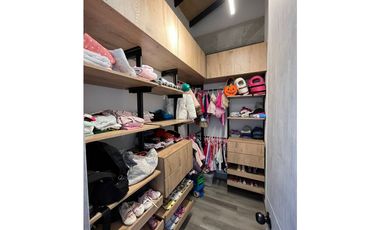 VENTA CASA CAMPESTRE LOMA DEL ESCOBERO PARTE BAJA, ENVIGADO