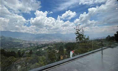 VENTA CASA CAMPESTRE LOMA DEL ESCOBERO PARTE BAJA, ENVIGADO