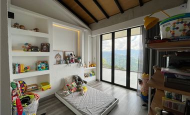 VENTA CASA CAMPESTRE LOMA DEL ESCOBERO PARTE BAJA, ENVIGADO