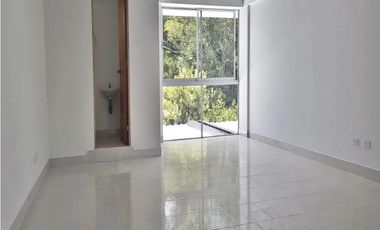 Venta de Local comercial  110 m² en Llanogrande