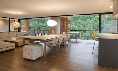 HERMOSO  APARTAMENTO EN VENTA EN EL  1er PARQUE DE LAURELES