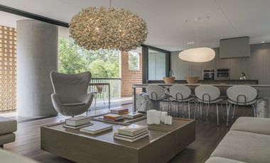 HERMOSO  APARTAMENTO EN VENTA EN EL  1er PARQUE DE LAURELES