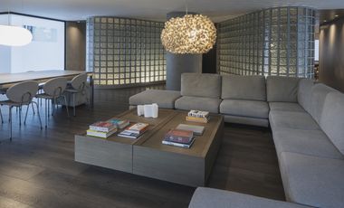 HERMOSO  APARTAMENTO EN VENTA EN EL  1er PARQUE DE LAURELES