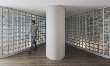 HERMOSO  APARTAMENTO EN VENTA EN EL  1er PARQUE DE LAURELES