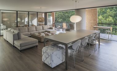 HERMOSO  APARTAMENTO EN VENTA EN EL  1er PARQUE DE LAURELES