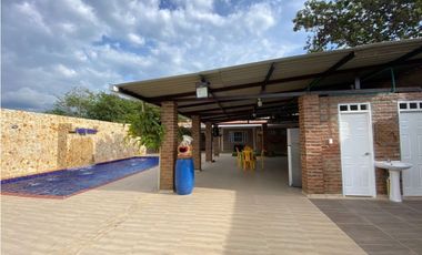 Santa Elena Valle del Cauca (El Cerrito)-Finca para estrenar en venta