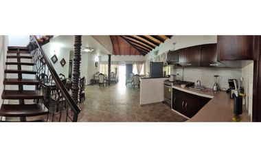 Se vende magnífica finca amoblada con piscina en Rozo Valle Colombia