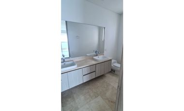 Segrera Mutis arrienda Apartamento en Castillogrande