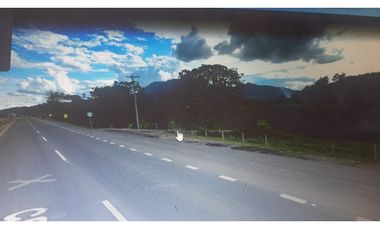 HERMOSA FINCA EN CASANARE ENTRE AGUAZUL Y YOPAL RIO CHARTE