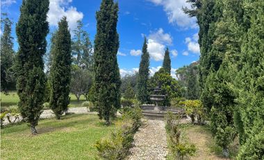 Alquiler casa de campo con 5 habitaciones en Aguas claras