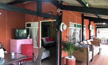 Casa Finca en venta en Mesitas del Colegio