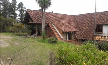 Venta de casa campestre en el Alto de las Palmas