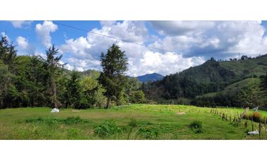 Venta de Lote en el Retiro Sector Puente Pelaez