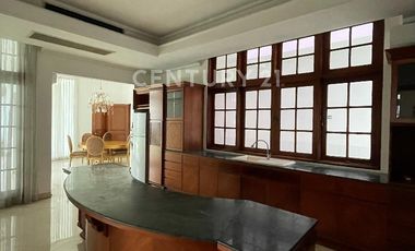 Disewa Rumah Impian Dan Elite Di Menteng, Siap Huni