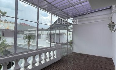 Disewa Rumah Impian Dan Elite Di Menteng, Siap Huni