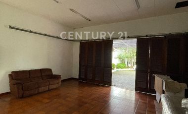 Disewa Rumah Impian Dan Elite Di Menteng, Siap Huni