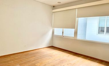 Rumah Mewah Menteng, New Design, Best Location