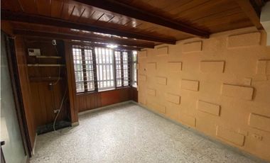 SE ARRIENDA CASA DE 3 HABITACIONES EN EL RODADERO