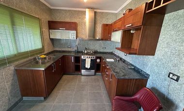 Chalet en venta en Bernal Centro