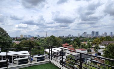 DISEWAKAN : Rumah Baru FULL FURNISHED Jakarta Selatan