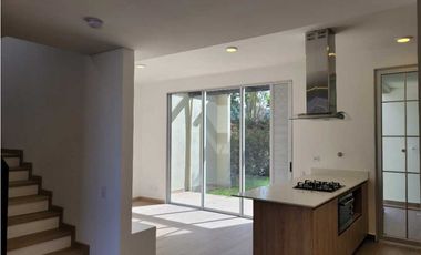 Venta de Casa en Unidad Cerrada en la Ceja