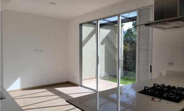 Venta de Casa en Unidad Cerrada en la Ceja