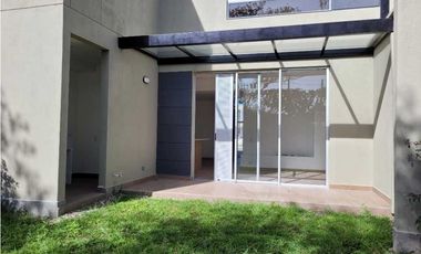 Venta de Casa en Unidad Cerrada en la Ceja