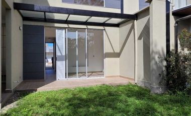 Venta de Casa en Unidad Cerrada en la Ceja