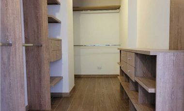 Venta de Casa en Unidad Cerrada en la Ceja