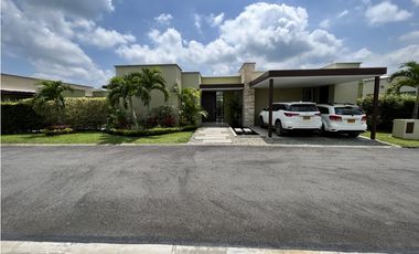 VENTA DE CASA CAMPESTRE EN ARMENIA, QUINDIO, COLOMBIA