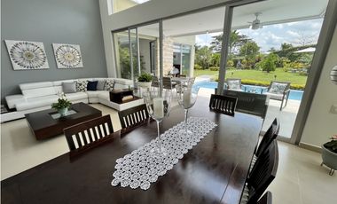 VENTA DE CASA CAMPESTRE EN ARMENIA, QUINDIO, COLOMBIA