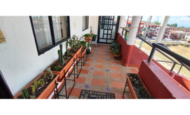 Venta de apartamento duplex de 130 M2 en 380 mill en La Mesa Cund, COL