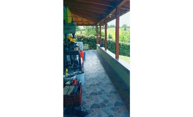 Hermosa casa campestre dos niveles en marinilla vereda campo alegre