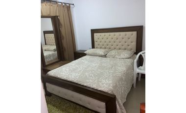 SE VENDE CASA EN LA MARGEN IZQUIERDA DE MONTERA