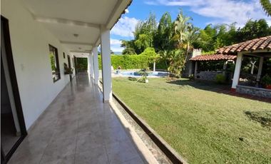 Belén - Hermosa casa campestre en conjunto cerrado en venta Palmira