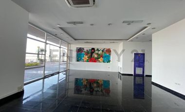 Puerto Santa Ana: Local con Vista al Rio Guayas V.Vill