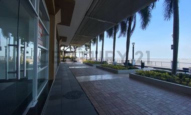 Puerto Santa Ana: Local con Vista al Rio Guayas V.Vill