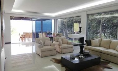 Venta de Casa Campestre Unidad Cerrada el Retiro