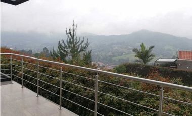 Venta de Casa Campestre Unidad Cerrada el Retiro