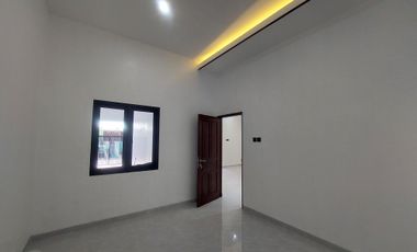 Rumah minimalis cluster elite fajar indah solo