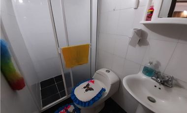 Poblado Comfaunión - Casa de tres pisos con terraza en venta Palmira