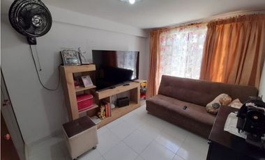 Poblado Comfaunión - Casa de tres pisos con terraza en venta Palmira