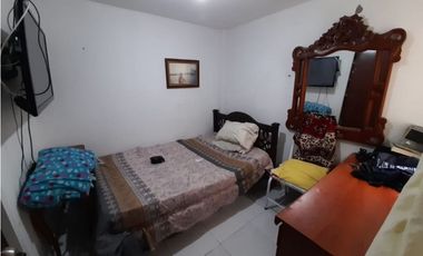 Poblado Comfaunión - Casa de tres pisos con terraza en venta Palmira